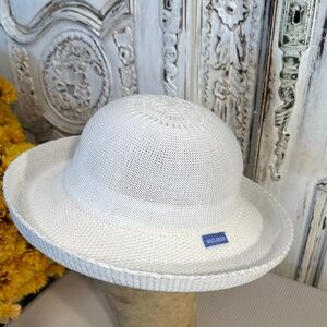 White Knit Hat by Wallaroo Hat Co. Petite Victoria